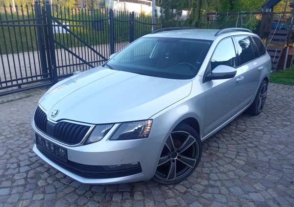 Skoda Octavia cena 48000 przebieg: 200000, rok produkcji 2018 z Woźniki małe 781
